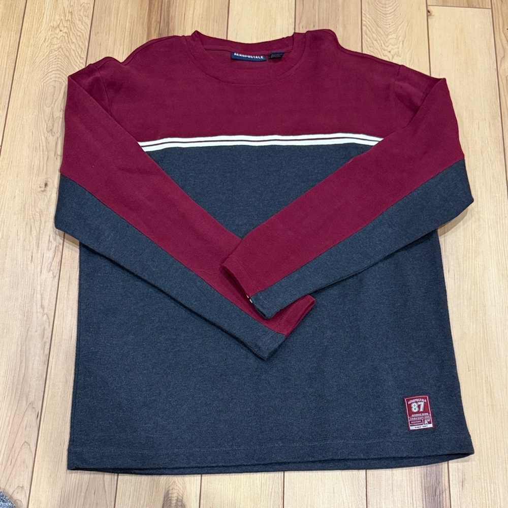 Aeropostale Burgundy & Gray Crew Neck Top Y2K